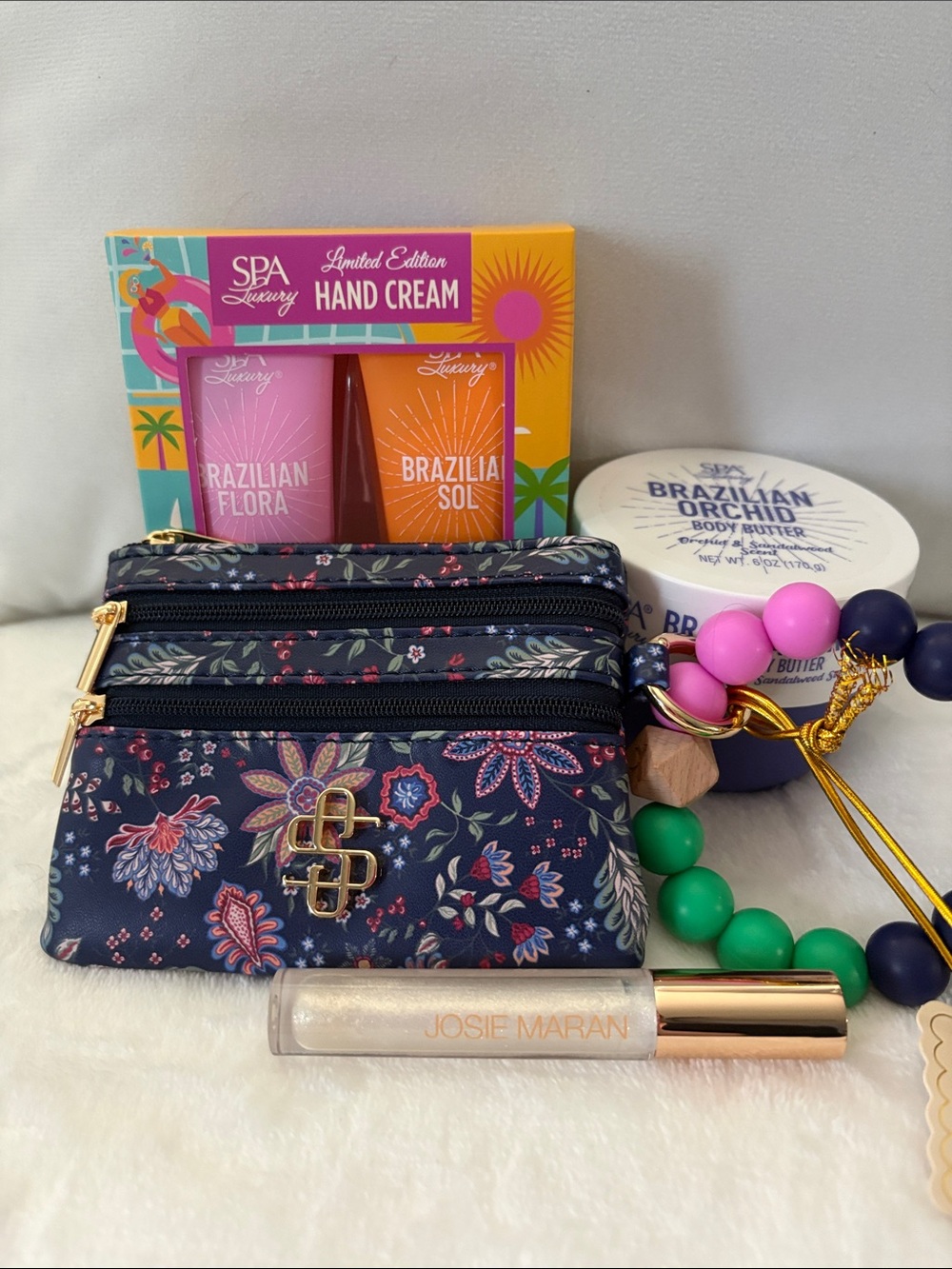 BUNDLE - Picture 1 of 8